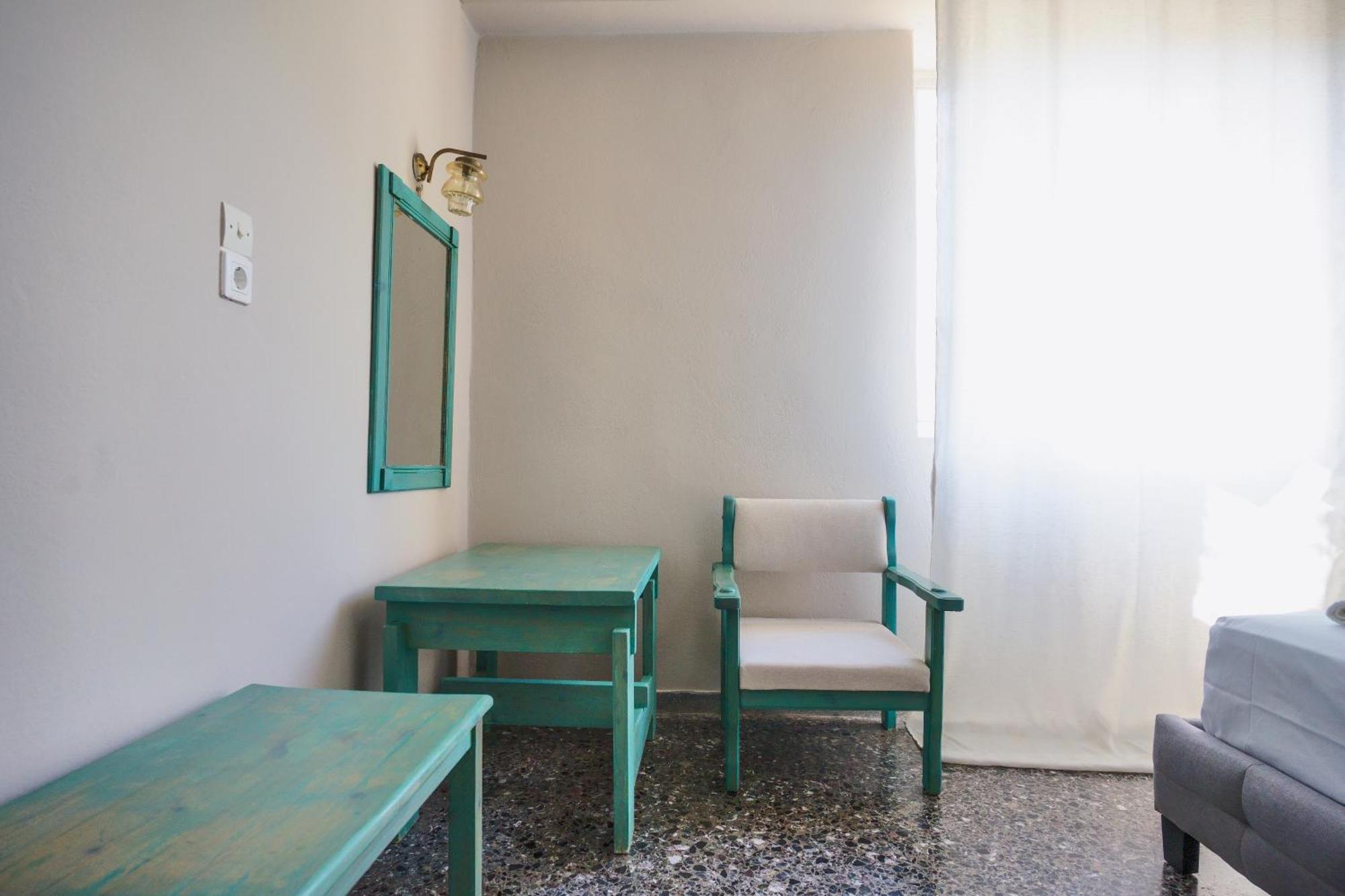 Hotel Korfos - Ξενοδοχείο Κόρφος Renovated Eksteriør bilde