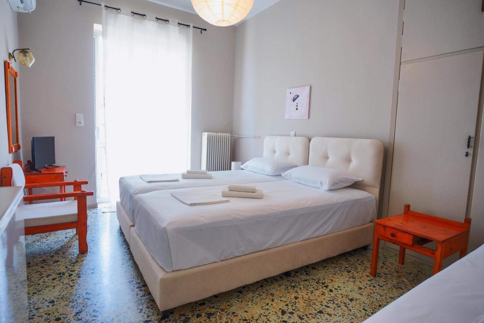 Hotel Korfos - Ξενοδοχείο Κόρφος Renovated Eksteriør bilde