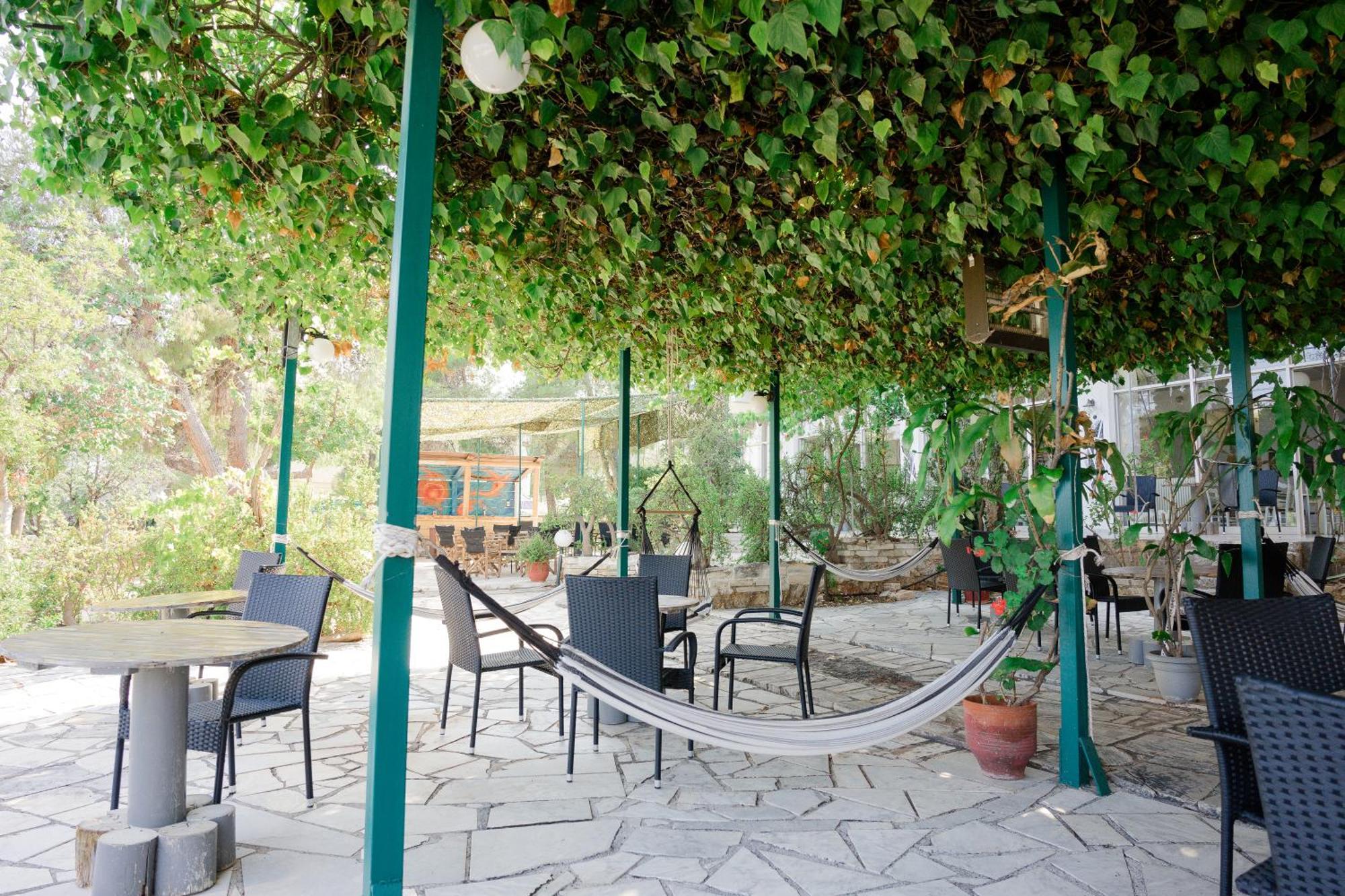Hotel Korfos - Ξενοδοχείο Κόρφος Renovated Eksteriør bilde