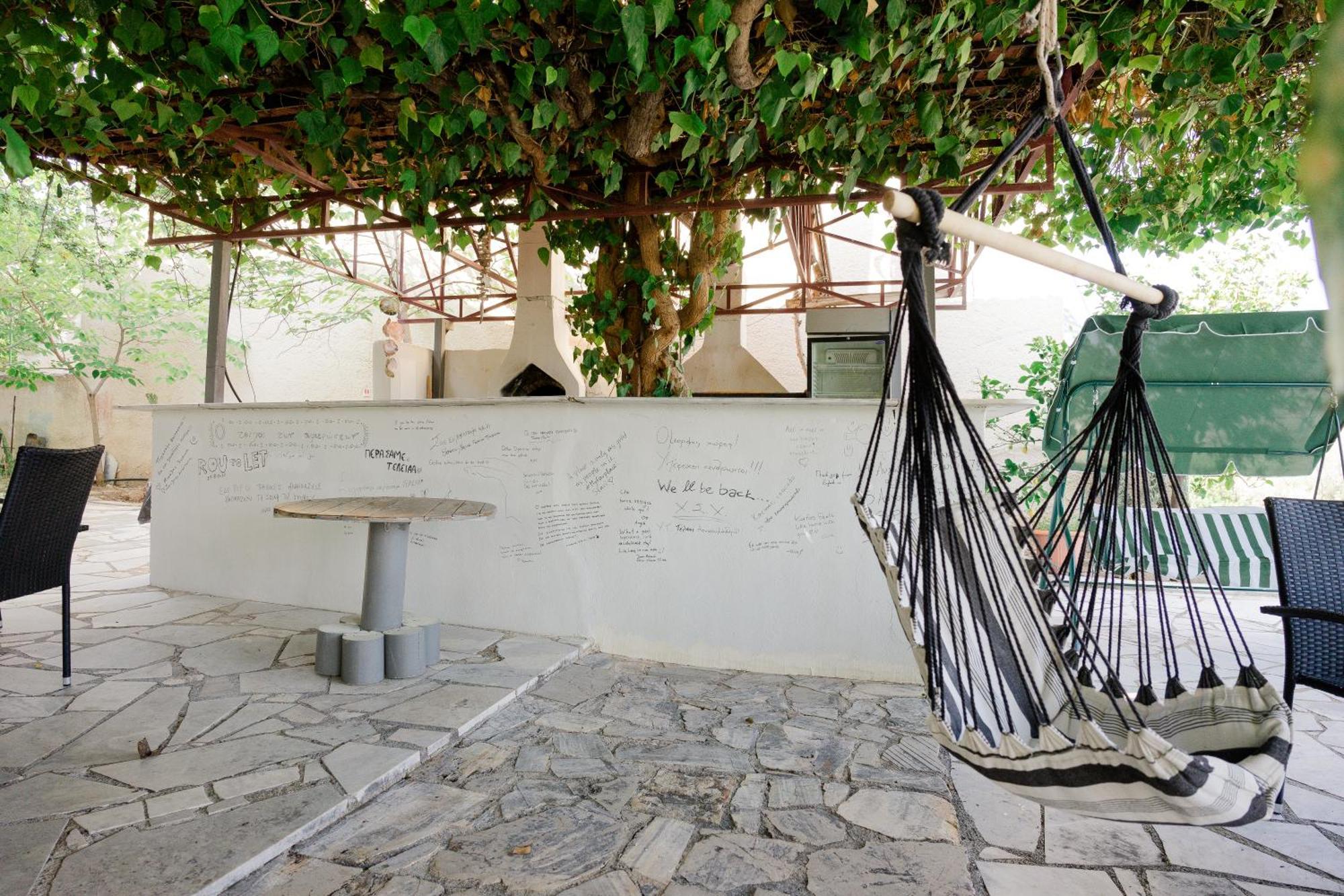 Hotel Korfos - Ξενοδοχείο Κόρφος Renovated Eksteriør bilde